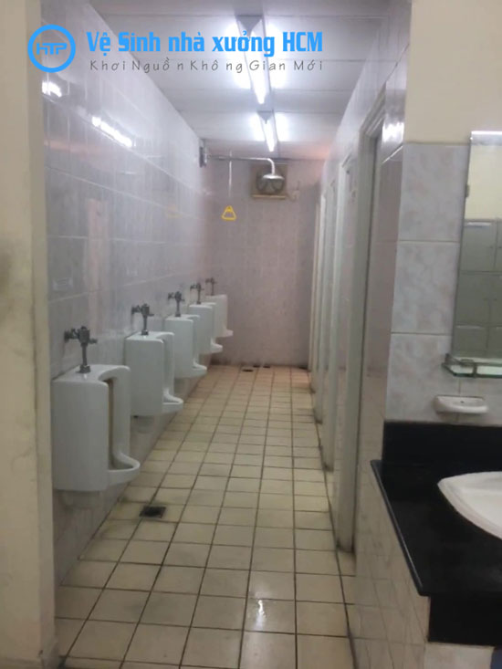 Dịch vụ bảo trì toilet nhà xưởng